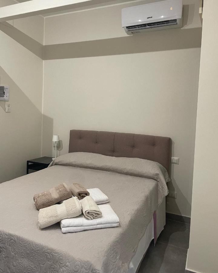 Dante284 Suites&Rooms Palermo Eksteriør billede