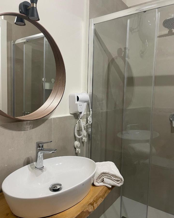 Dante284 Suites&Rooms Palermo Eksteriør billede