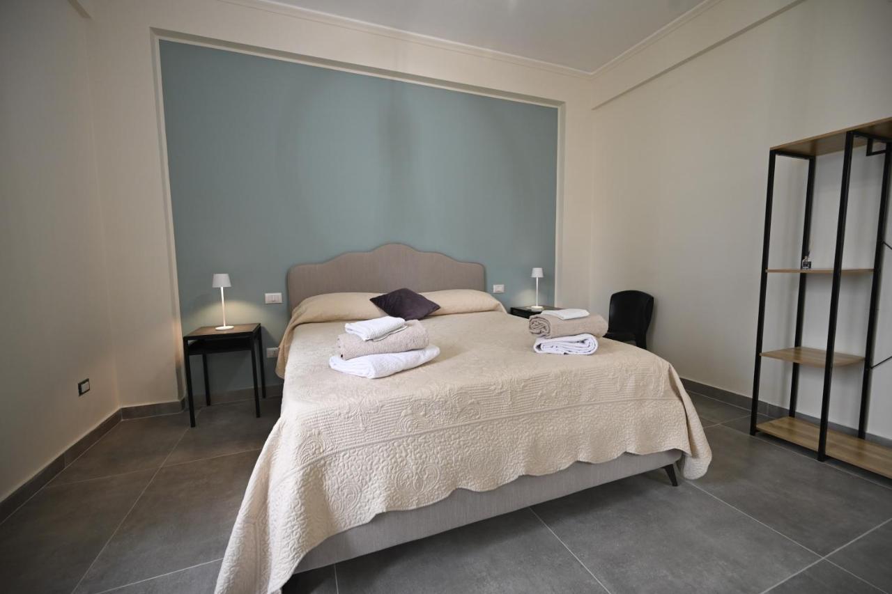 Dante284 Suites&Rooms Palermo Eksteriør billede